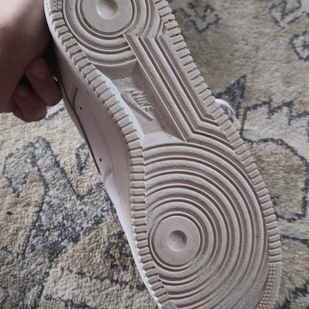 Nike White Men's Sneakers - Picture 5 of 5